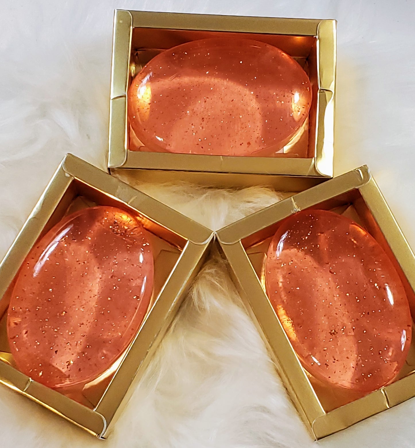 BRIGHTENING 24K SOAP.